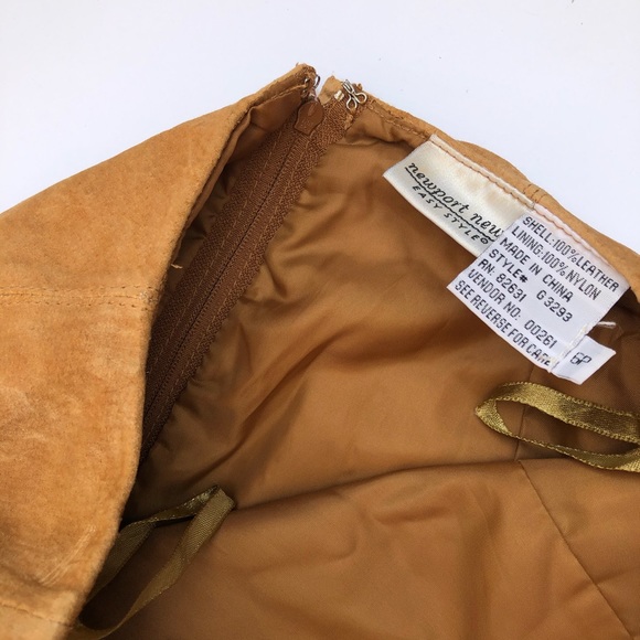 Vintage leather maxi skirt - Picture 3 of 6